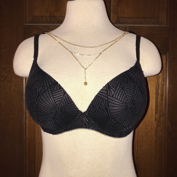 Saaph Other - Sapph black 36A bra/removable necklace accent